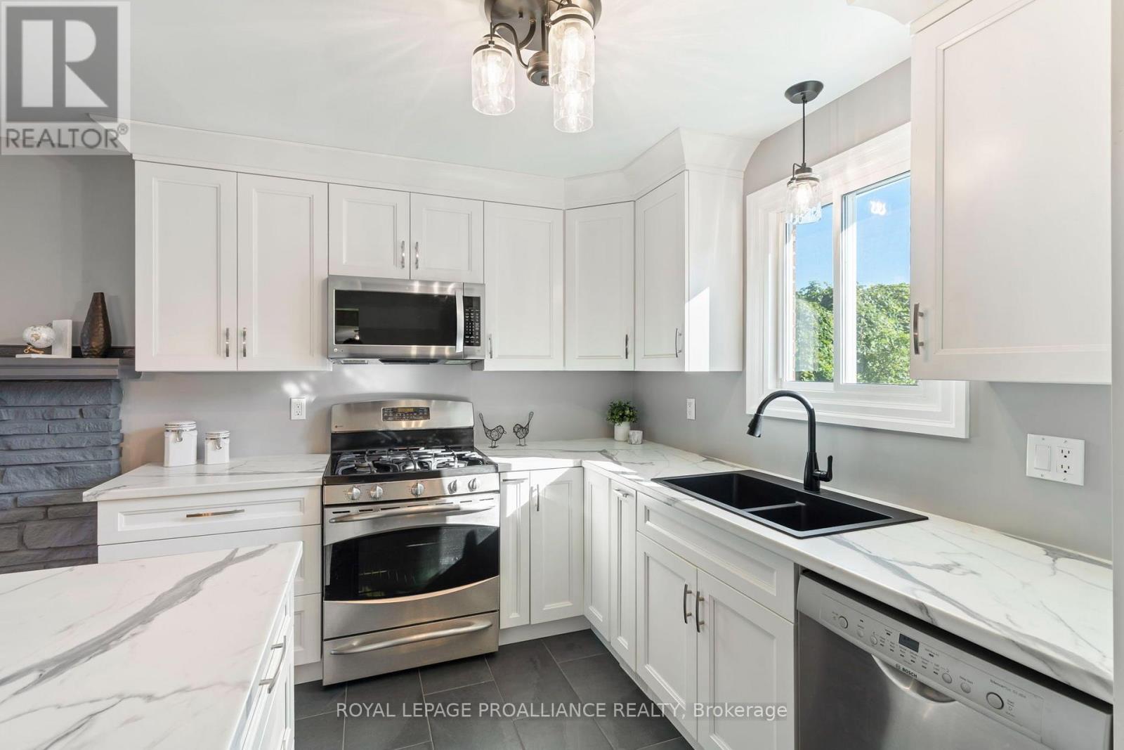 28 Massey Place, Brockville, Ontario  K6V 3V9 - Photo 14 - X13822124
