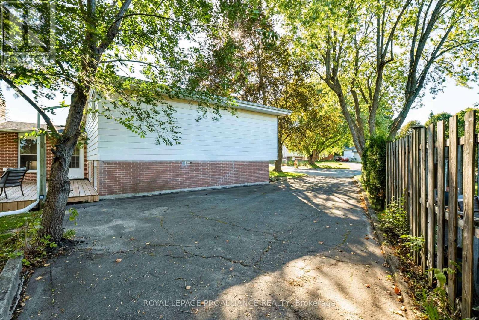 28 Massey Place, Brockville, Ontario  K6V 3V9 - Photo 45 - X13822124