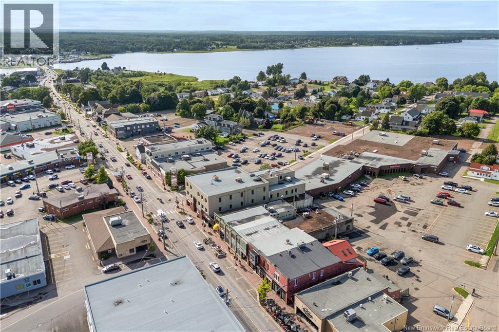 352 Main Street, Shediac, New Brunswick  E4P 2E8 - Photo 3 - NB148308