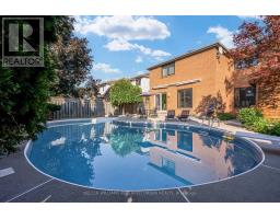 9 STONE STREET, Halton Hills, Ontario