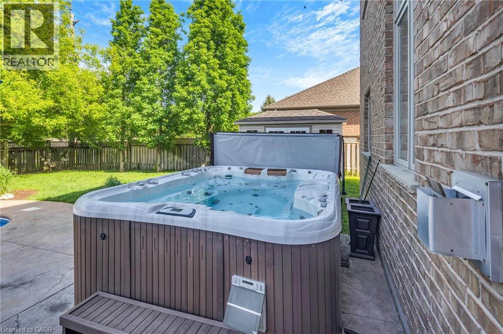 211 Terrace Wood Crescent, Kitchener, Ontario  N2P 2T3 - Photo 42 - 40866176