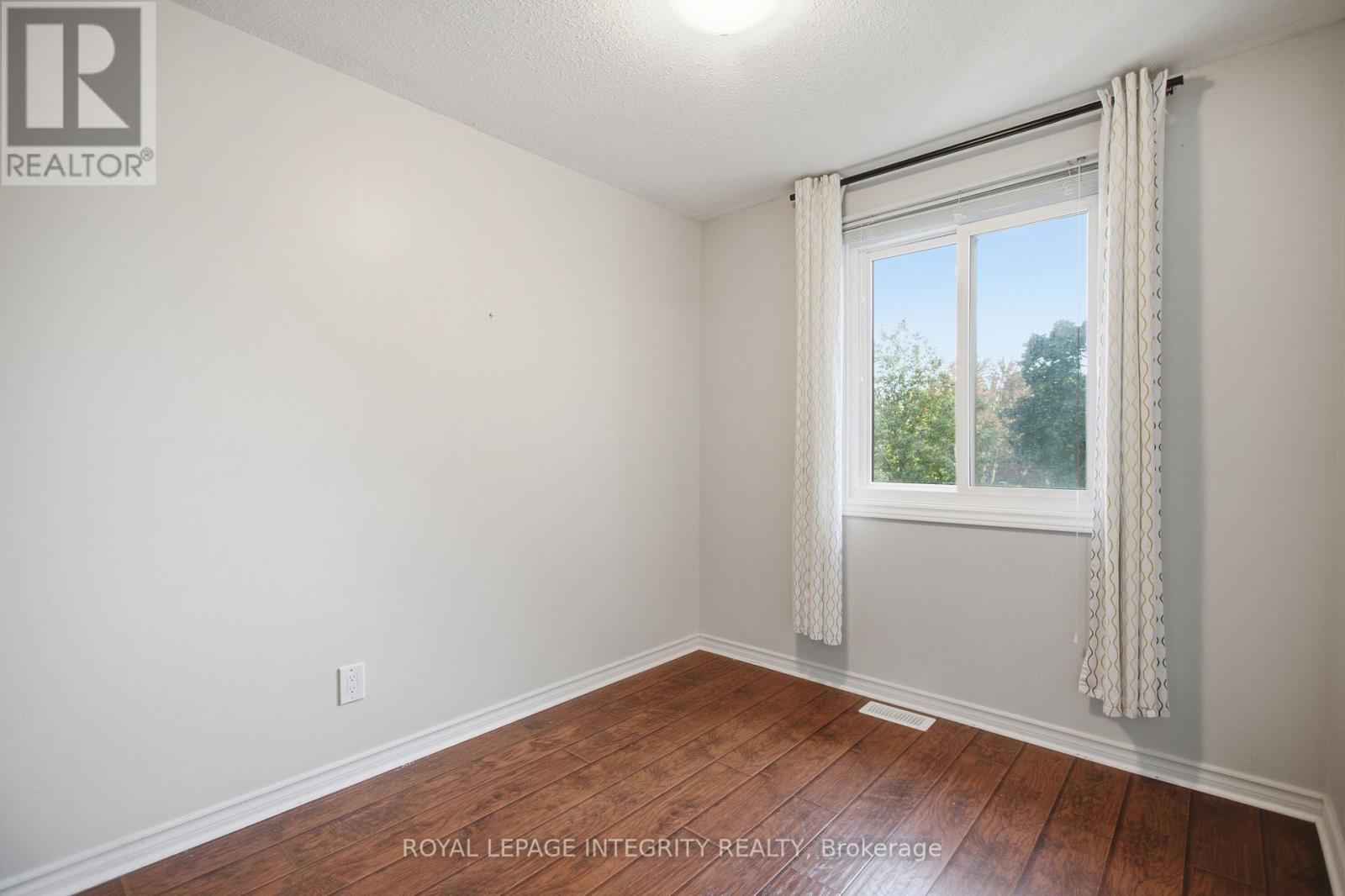 1248 Bethamy Lane, Ottawa, Ontario  K1J 8P4 - Photo 19 - X13792156