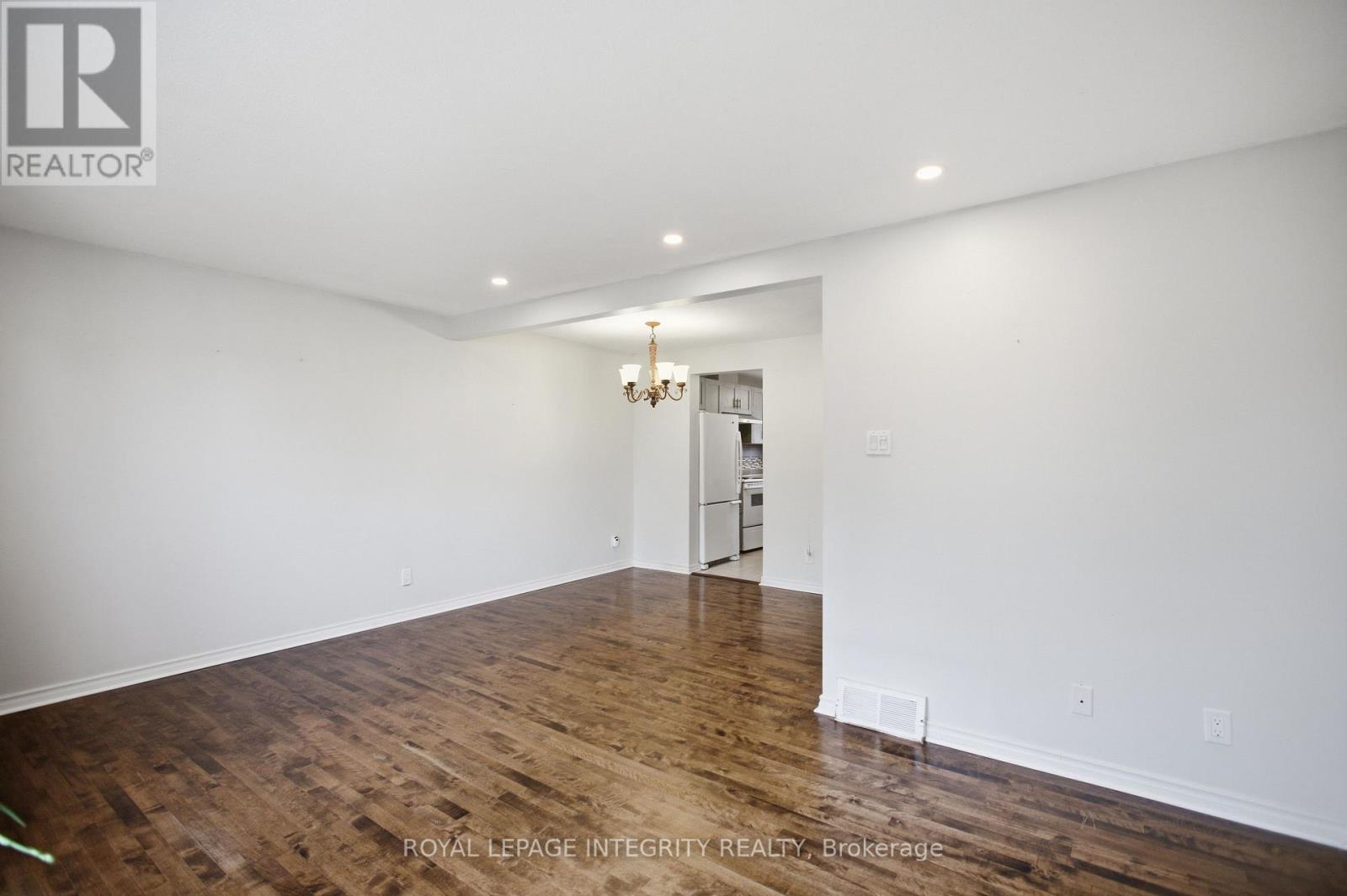1248 Bethamy Lane, Ottawa, Ontario  K1J 8P4 - Photo 13 - X13792156