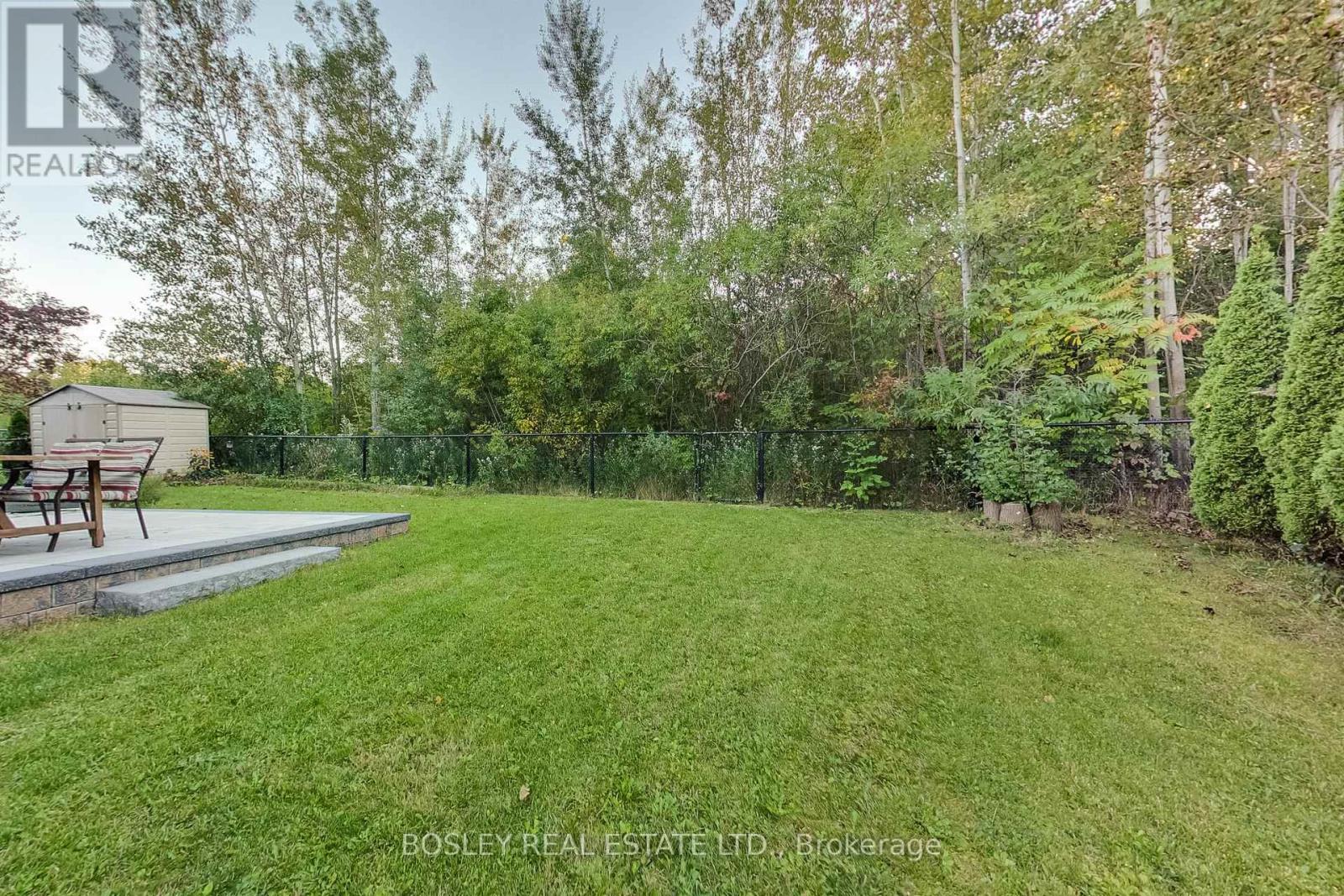 20 Trish Drive, Richmond Hill, Ontario  L4E 5C5 - Photo 34 - N13821926