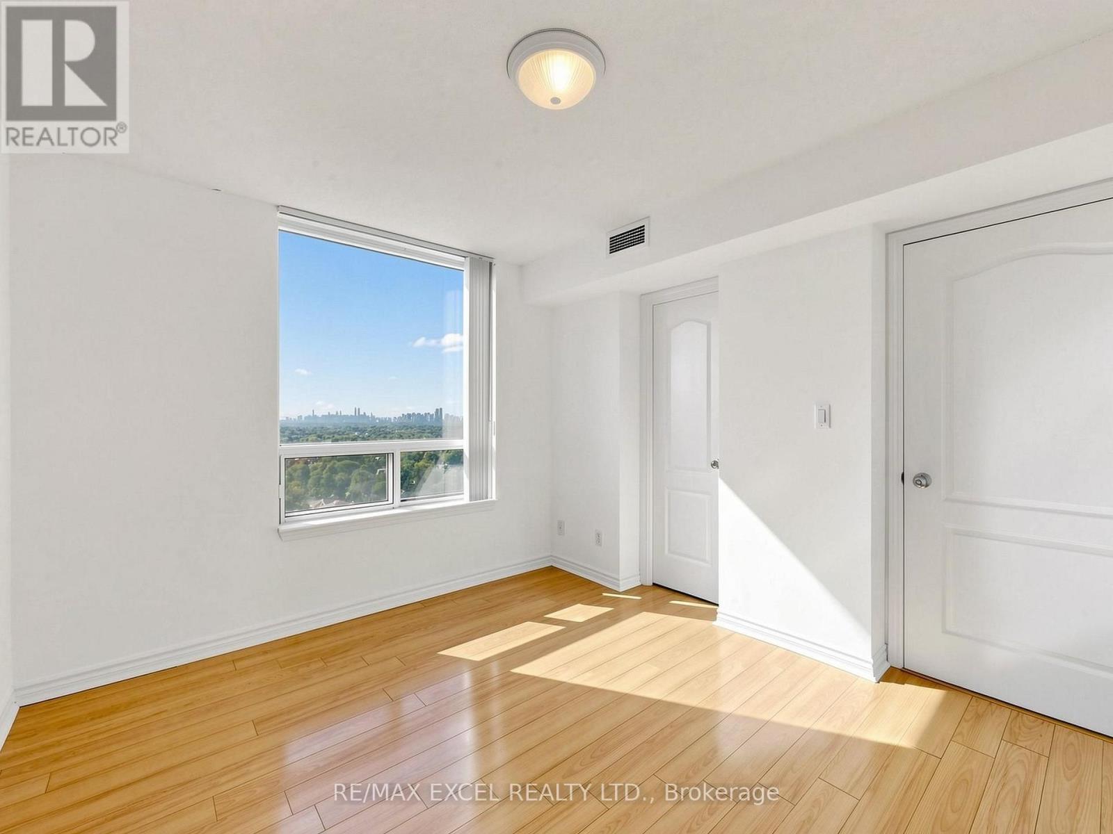 2010 - 1 Rean Drive, Toronto, Ontario  M2K 3C1 - Photo 23 - C13822066