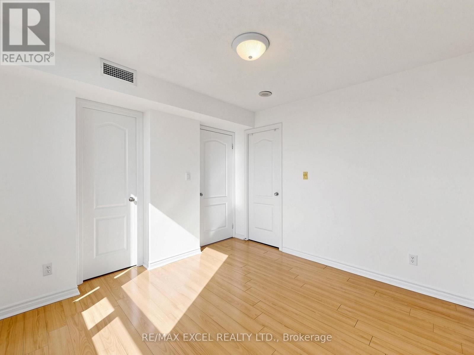 2010 - 1 Rean Drive, Toronto, Ontario  M2K 3C1 - Photo 24 - C13822066