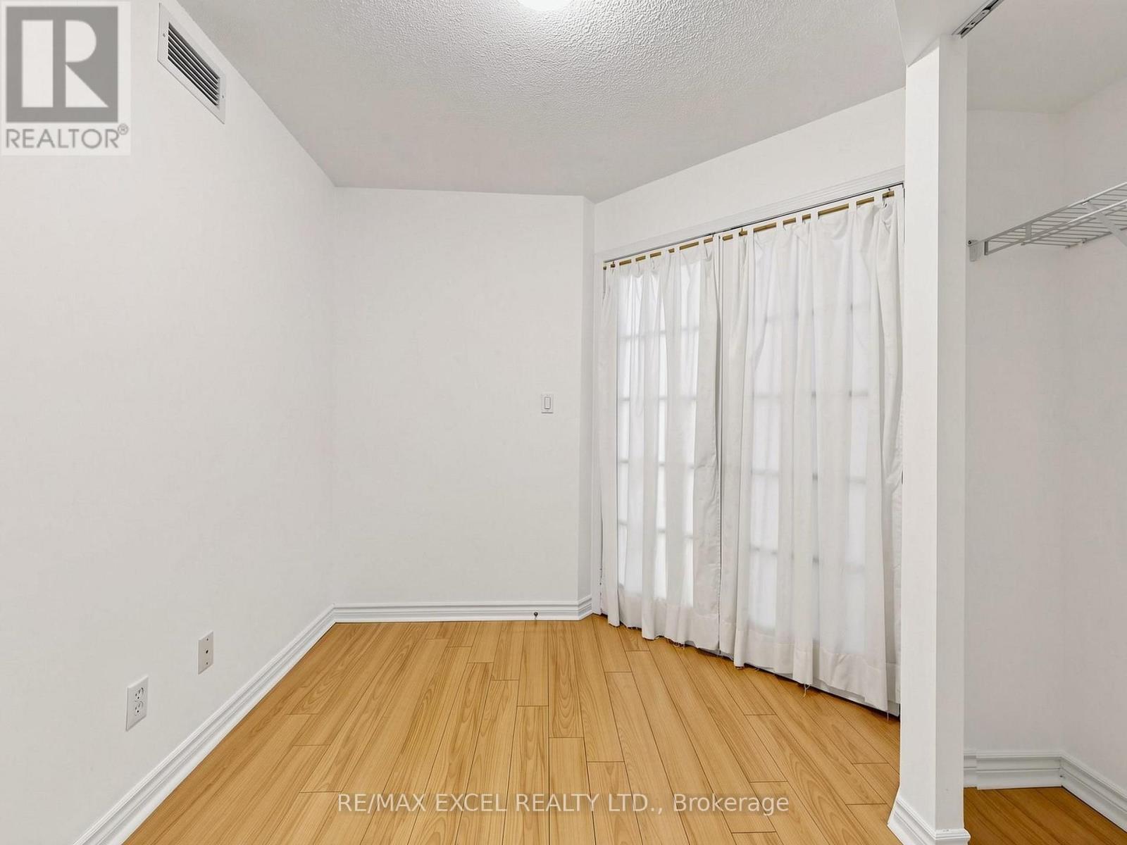 2010 - 1 Rean Drive, Toronto, Ontario  M2K 3C1 - Photo 31 - C13822066