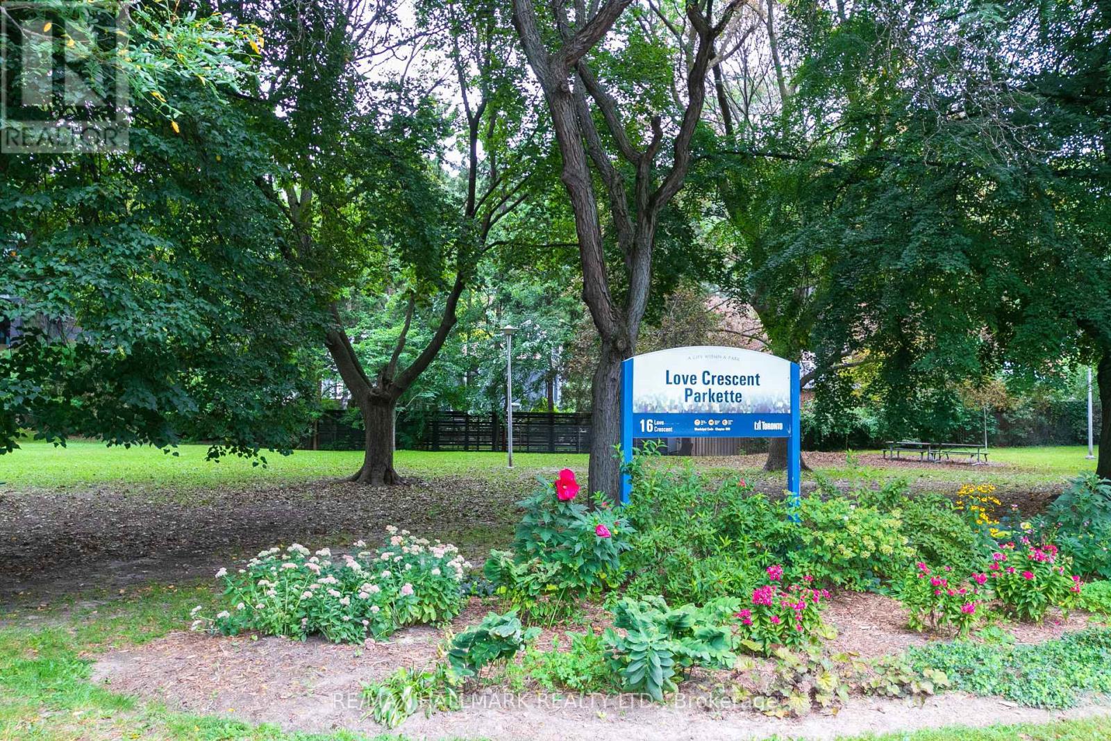 35 Love Crescent, Toronto, Ontario  M4E 1V6 - Photo 49 - E13822106