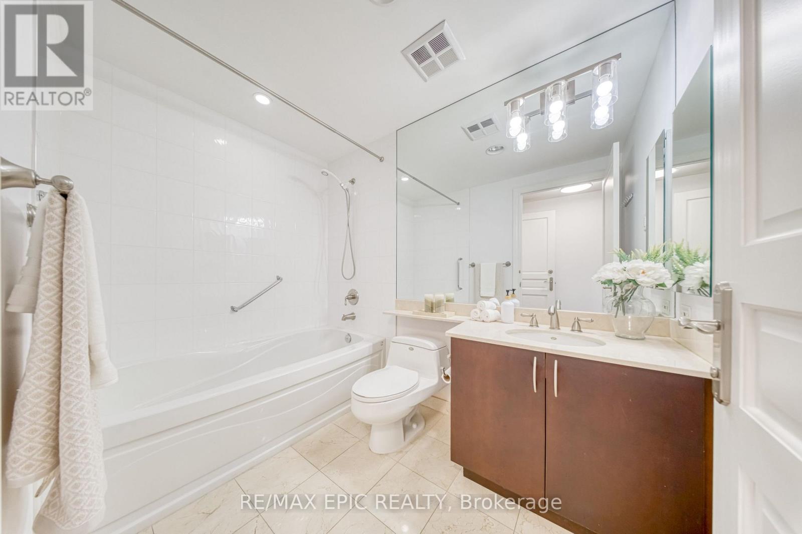 211 - 7071 Bayview Avenue, Markham, Ontario  L3T 7Y8 - Photo 21 - N13822138