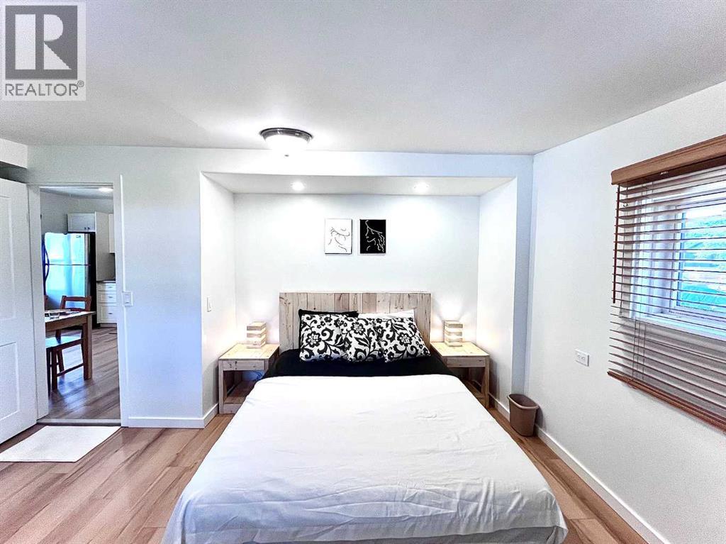Primary bed