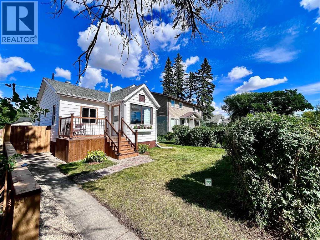 Gorgious 1950s renovated Bungalow