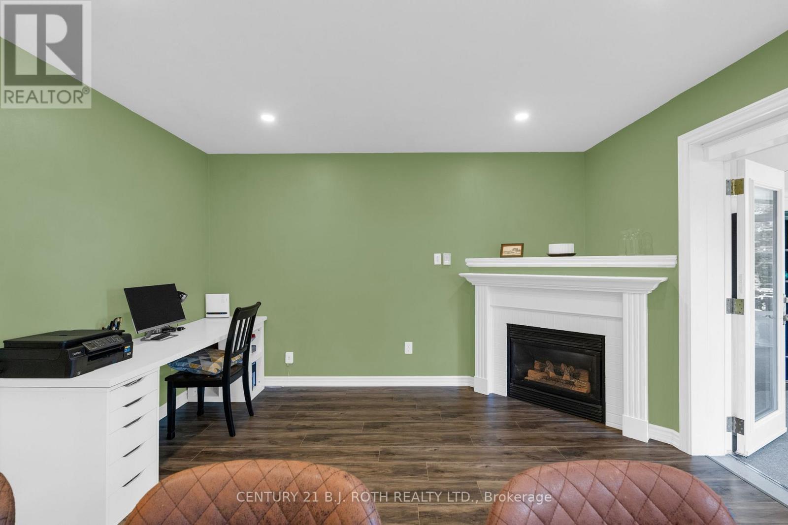 102 Holgate Street, Barrie (Allandale), Ontario  L4N 2T9 - Photo 15 - S13822094