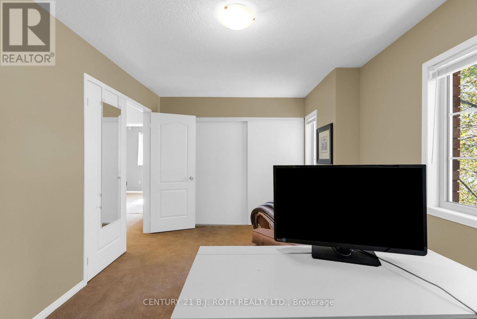 102 Holgate Street, Barrie (Allandale), Ontario  L4N 2T9 - Photo 26 - S13822094