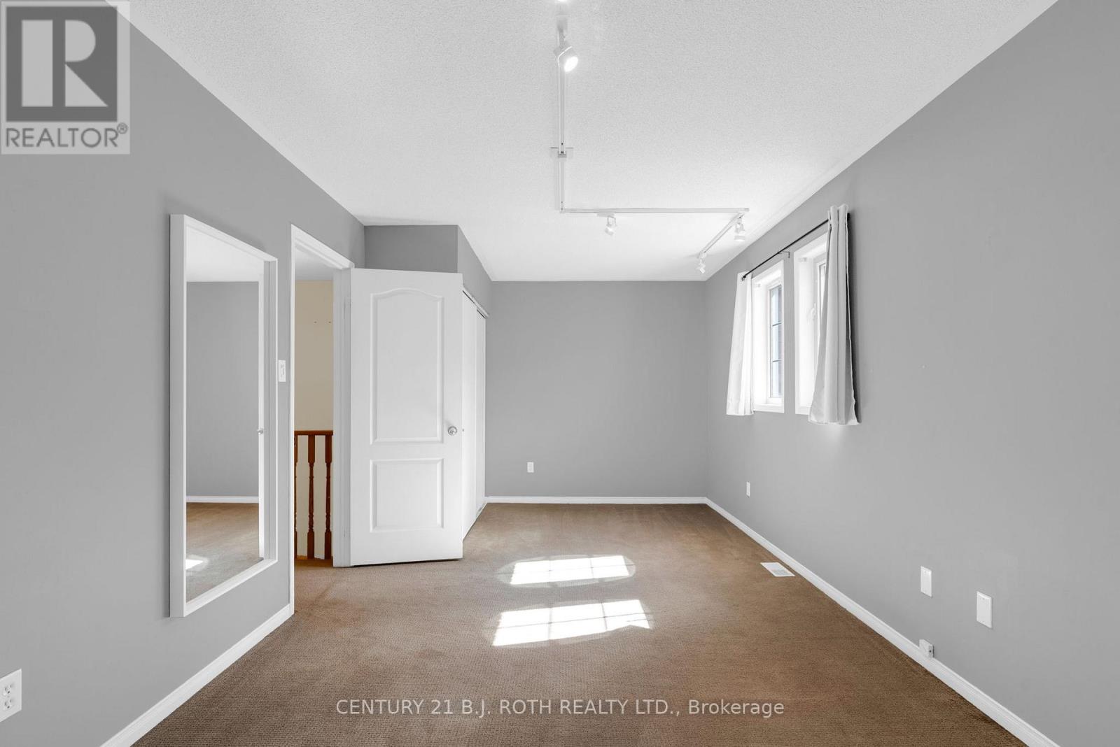 102 Holgate Street, Barrie (Allandale), Ontario  L4N 2T9 - Photo 27 - S13822094