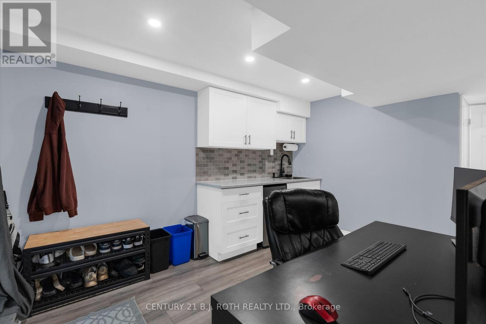 102 Holgate Street, Barrie (Allandale), Ontario  L4N 2T9 - Photo 33 - S13822094