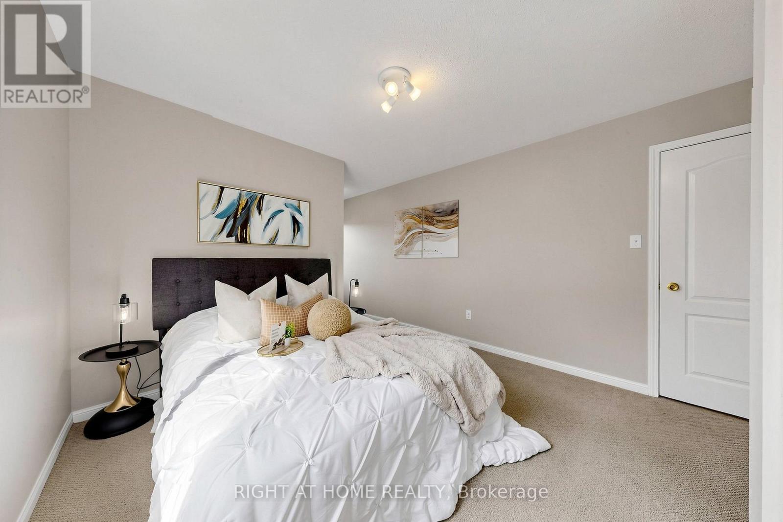 5 Mendoza Drive, Brampton (Fletcher's Meadow), Ontario  L7A 3M3 - Photo 32 - W13822114