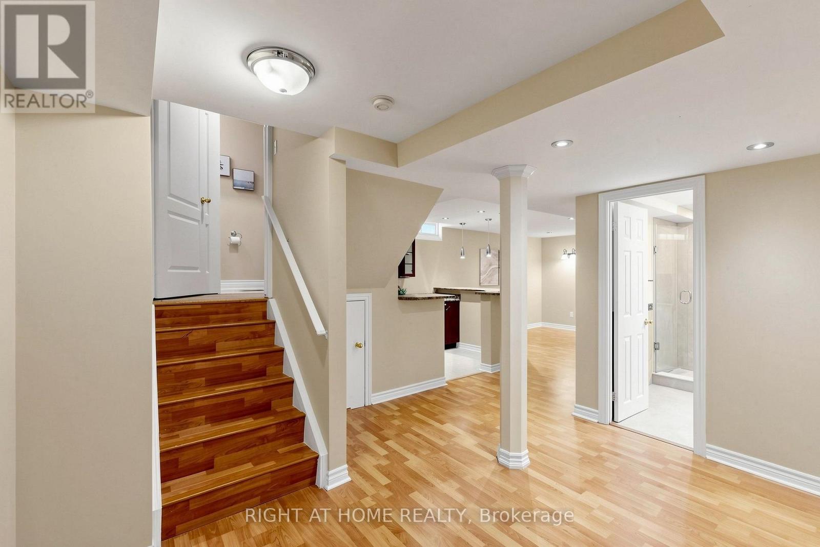 5 Mendoza Drive, Brampton (Fletcher's Meadow), Ontario  L7A 3M3 - Photo 37 - W13822114