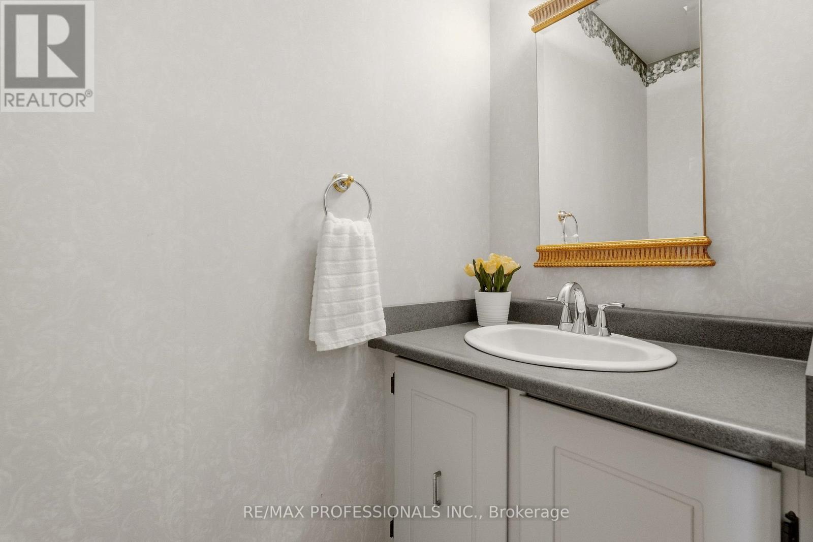 6888 Barrisdale Drive, Mississauga, Ontario  L5N 2H4 - Photo 24 - W13822118