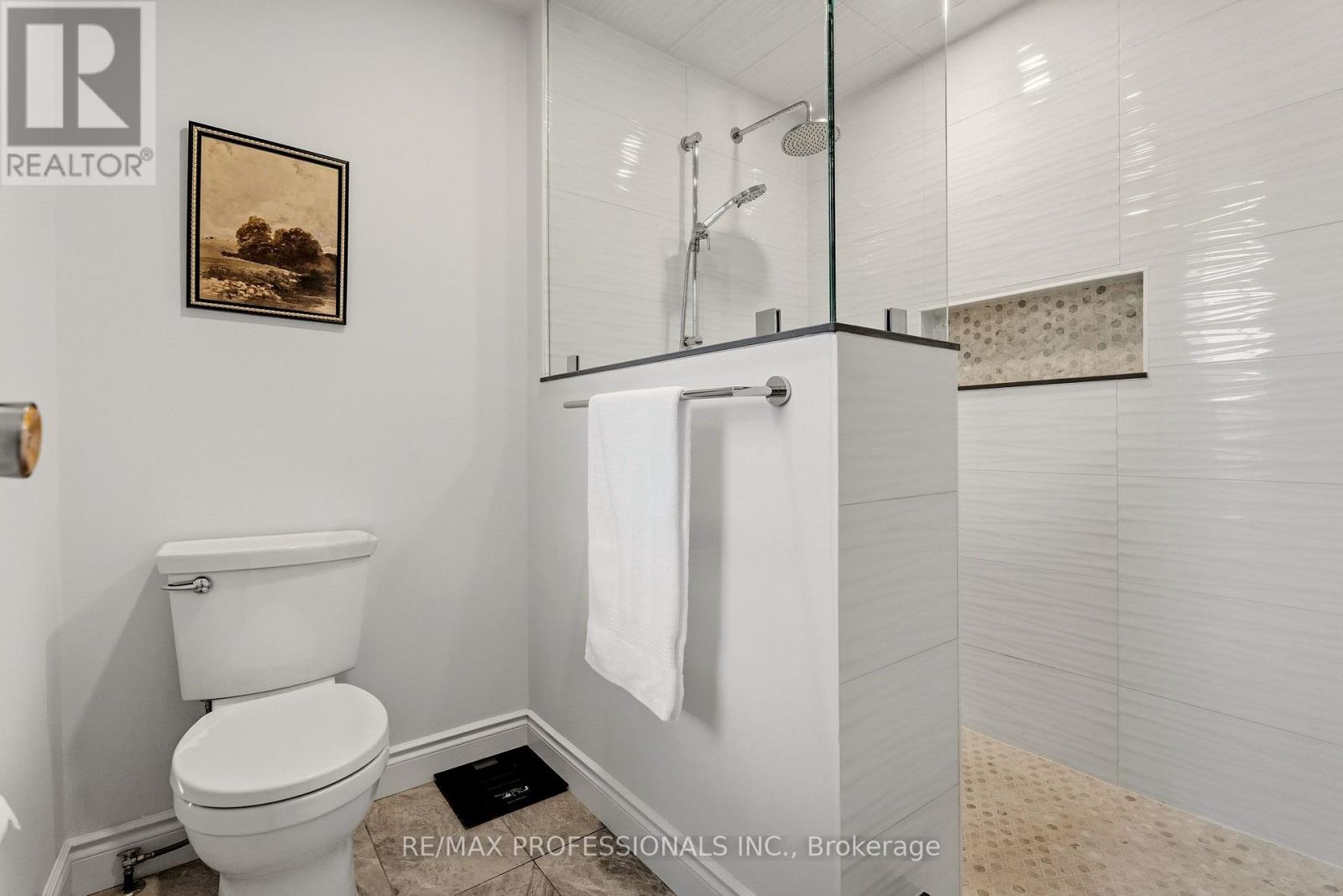 6888 Barrisdale Drive, Mississauga, Ontario  L5N 2H4 - Photo 29 - W13822118
