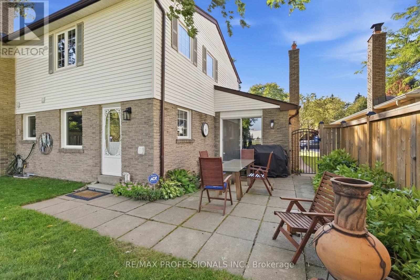 6888 Barrisdale Drive, Mississauga, Ontario  L5N 2H4 - Photo 42 - W13822118
