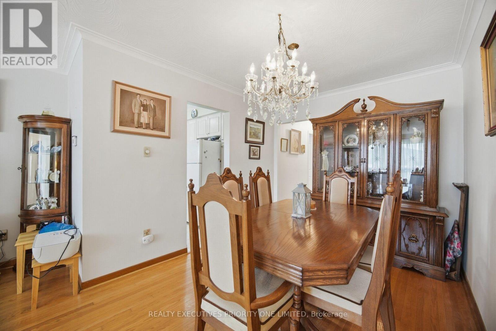 43 Elana Drive, Toronto, Ontario  M3N 2C1 - Photo 10 - W13822130