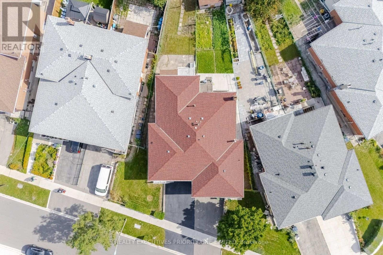 43 Elana Drive, Toronto, Ontario  M3N 2C1 - Photo 3 - W13822130