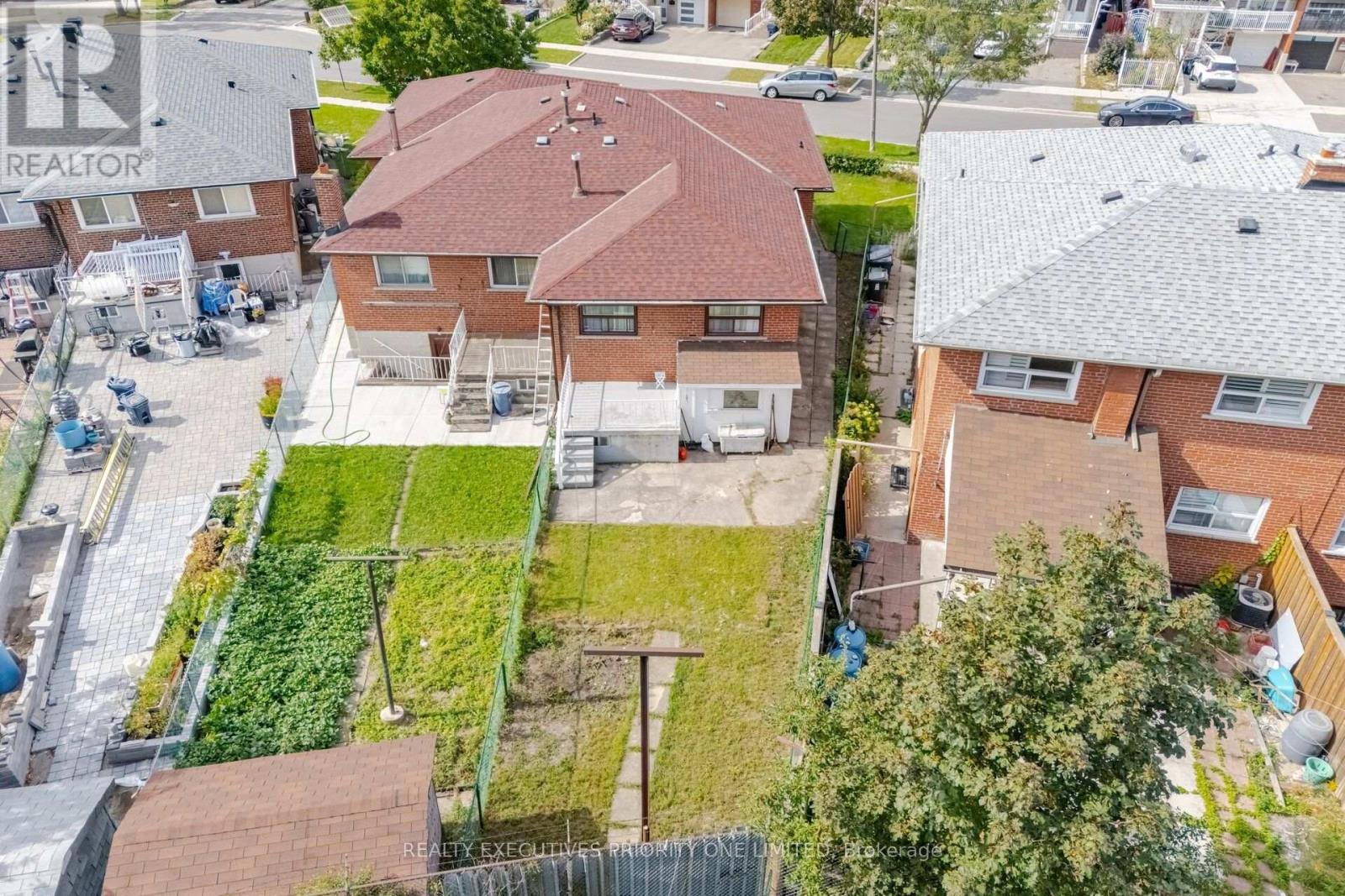 43 Elana Drive, Toronto, Ontario  M3N 2C1 - Photo 40 - W13822130