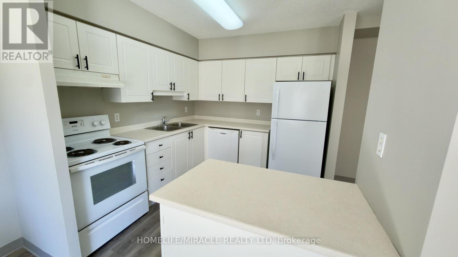 304 - 237 AUBURN DRIVE