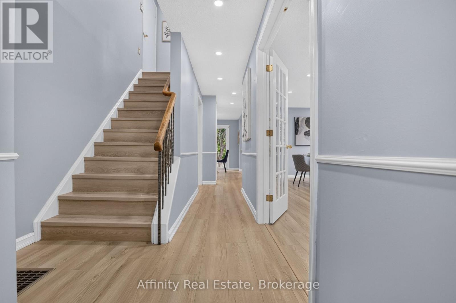 344 Driftwood Drive, Kitchener, Ontario  N2N 1Y7 - Photo 6 - X13822134