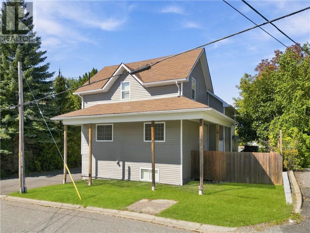 2 Evans Road, Copper Cliff, Ontario  P0M 1N0 - Photo 3 - 2130479