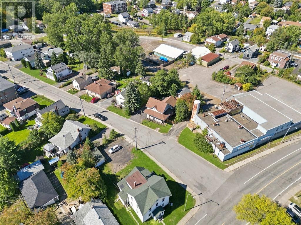 2 Evans Road, Copper Cliff, Ontario  P0M 1N0 - Photo 7 - 2130479