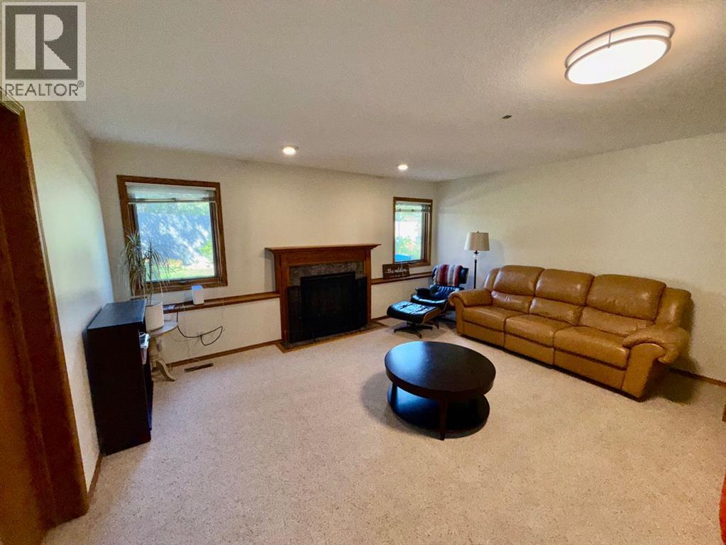 18 Heritage Close W, Lethbridge, Alberta  T1K 6R9 - Photo 16 - A2347773