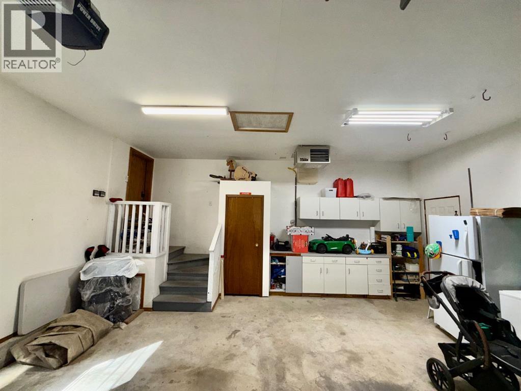 18 Heritage Close W, Lethbridge, Alberta  T1K 6R9 - Photo 22 - A2347773