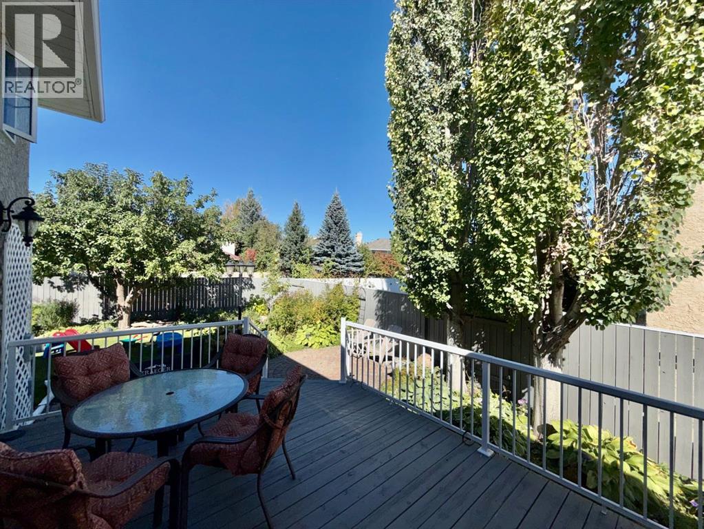 18 Heritage Close W, Lethbridge, Alberta  T1K 6R9 - Photo 3 - A2347773