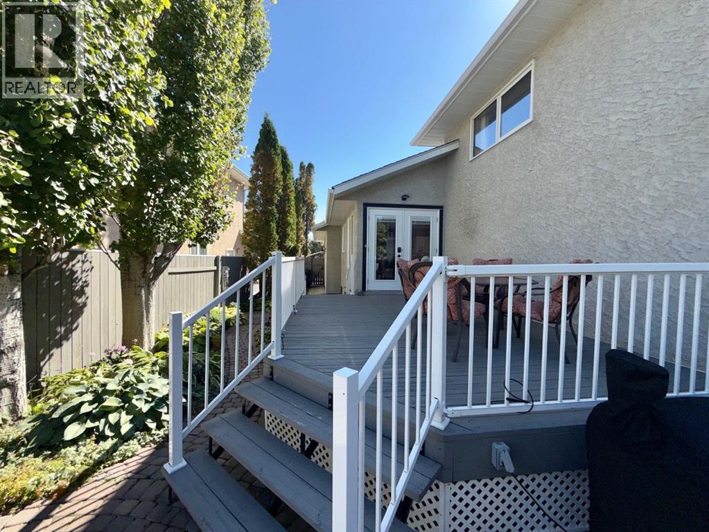 18 Heritage Close W, Lethbridge, Alberta  T1K 6R9 - Photo 5 - A2347773