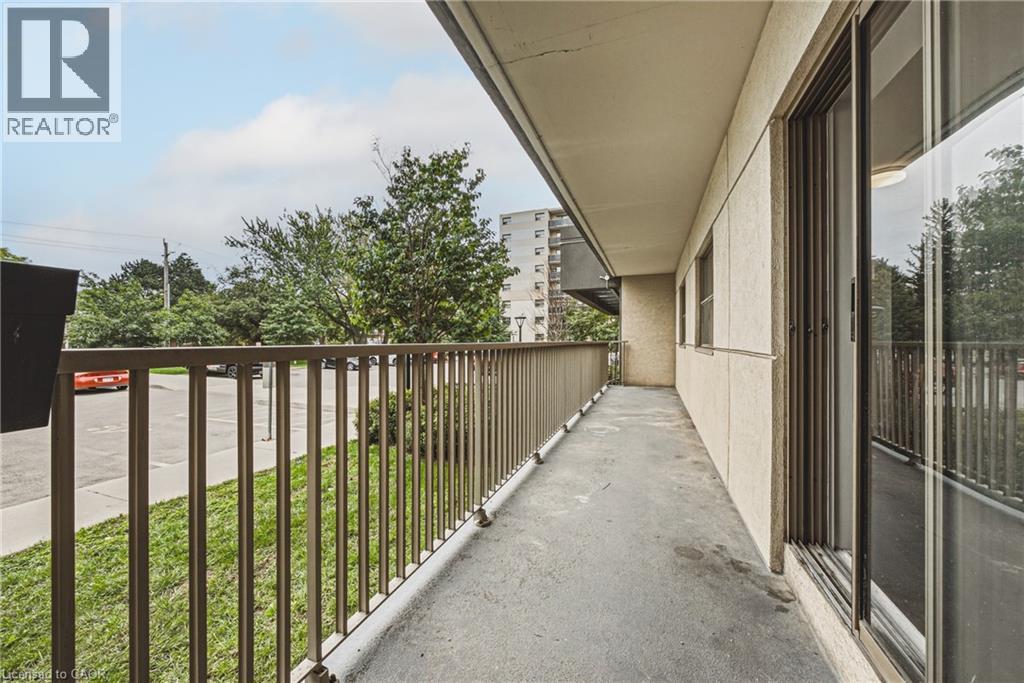 2077 Prospect Street Unit# 104, Burlington, Ontario  L7R 1Z4 - Photo 11 - 40864491