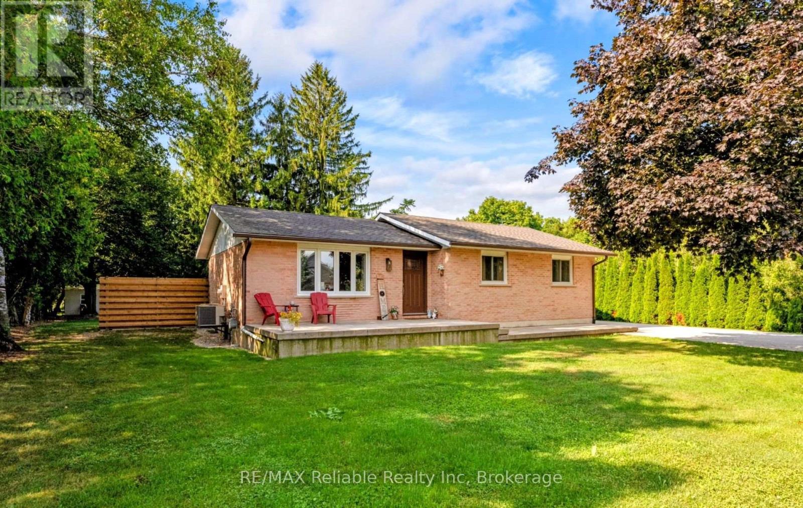 38823 VIENNA STREET, Bluewater, Ontario