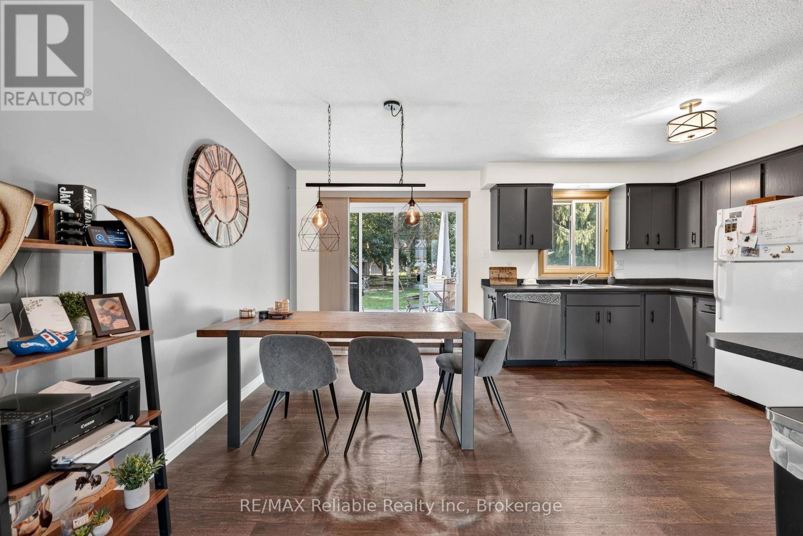 38823 Vienna Street, Bluewater, Ontario  N0M 2R0 - Photo 13 - X13822216