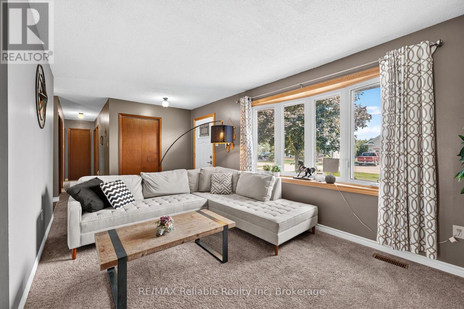 38823 Vienna Street, Bluewater, Ontario  N0M 2R0 - Photo 7 - X13822216