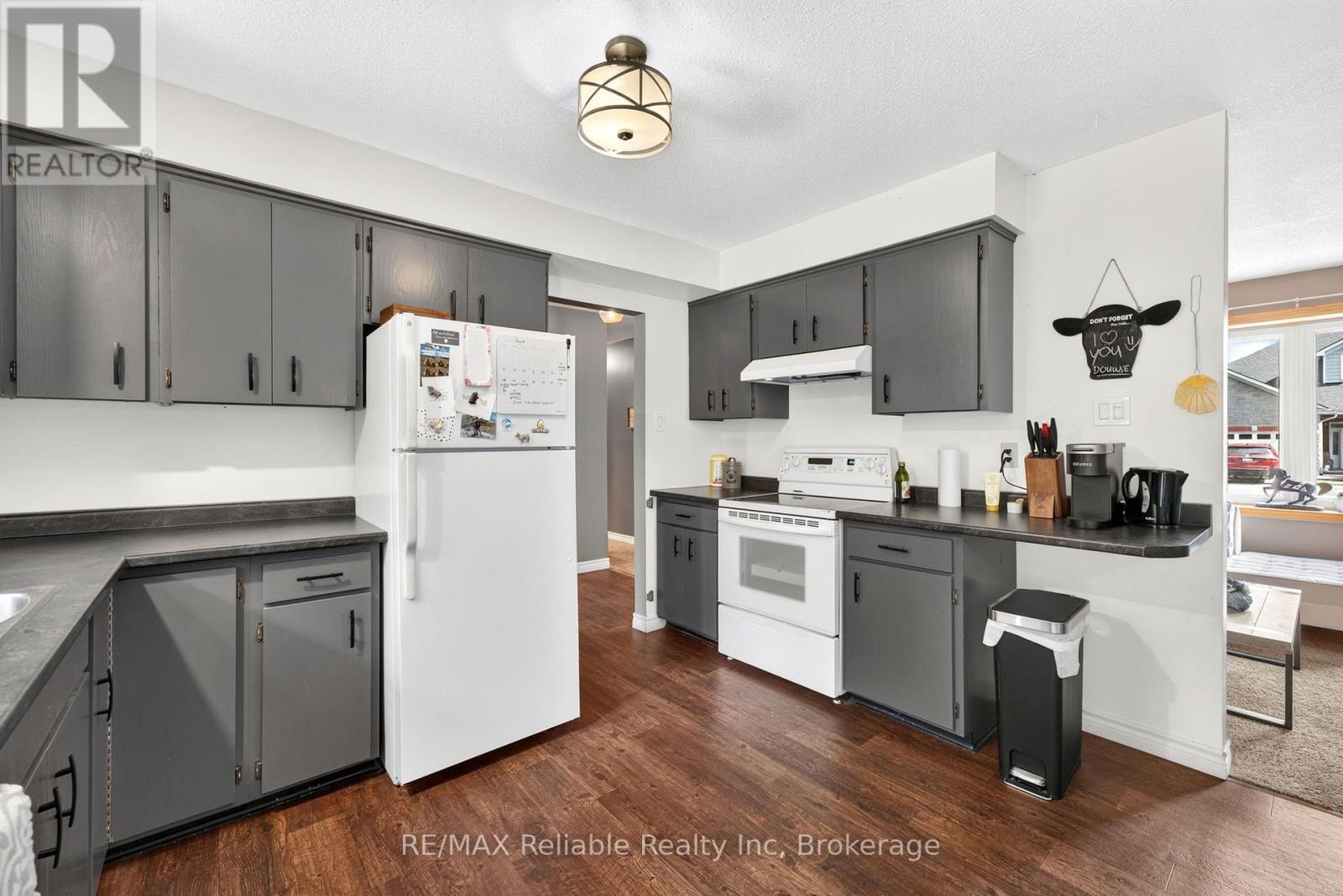 38823 Vienna Street, Bluewater, Ontario  N0M 2R0 - Photo 9 - X13822216