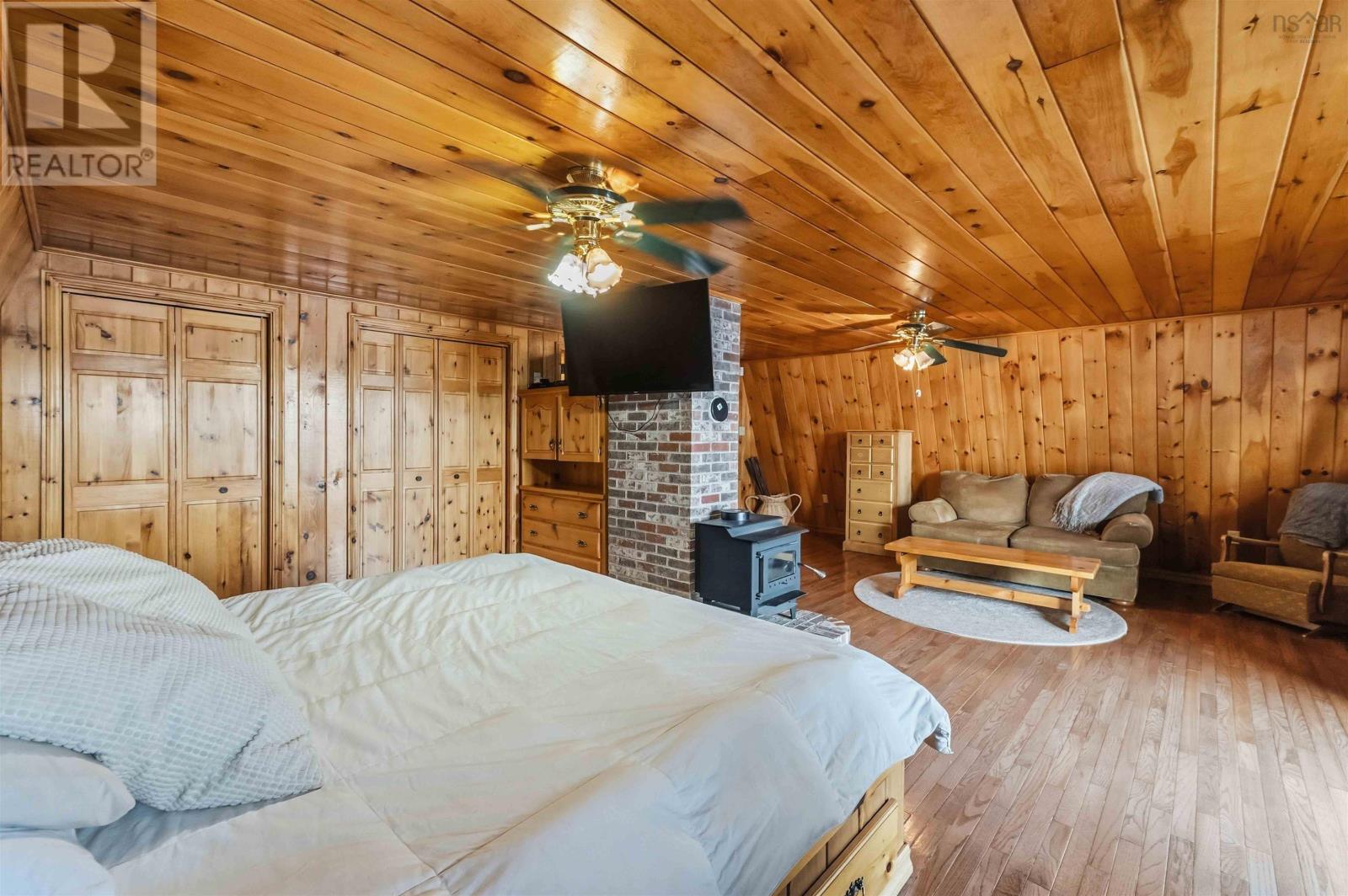 360 Birch Lane photo 12