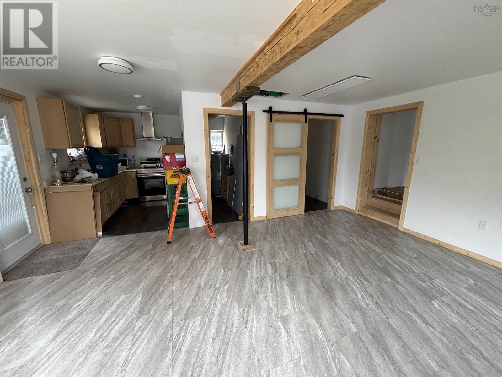 19 Cove Road photo 21
