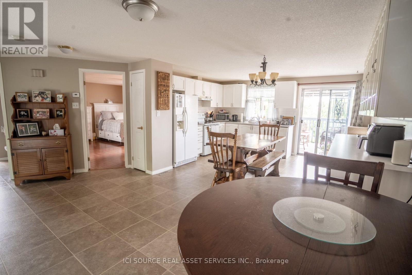 56 Hersey Crescent, Barrie (Holly), Ontario  L4N 8R2 - Photo 16 - S13822182