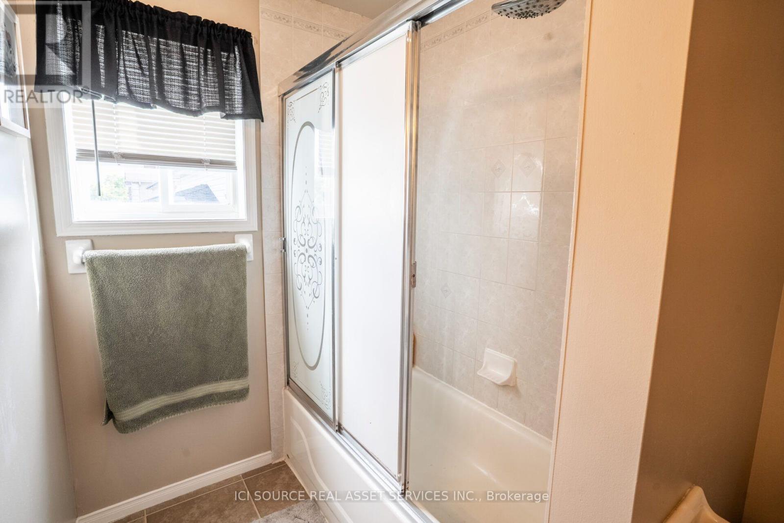 56 Hersey Crescent, Barrie (Holly), Ontario  L4N 8R2 - Photo 23 - S13822182