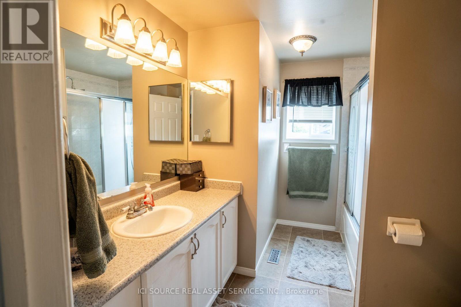 56 Hersey Crescent, Barrie (Holly), Ontario  L4N 8R2 - Photo 24 - S13822182