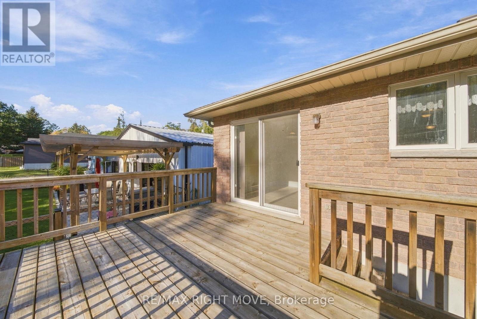 3240 Goldstein Road, Severn (West Shore), Ontario  L0K 2B0 - Photo 22 - S13822234