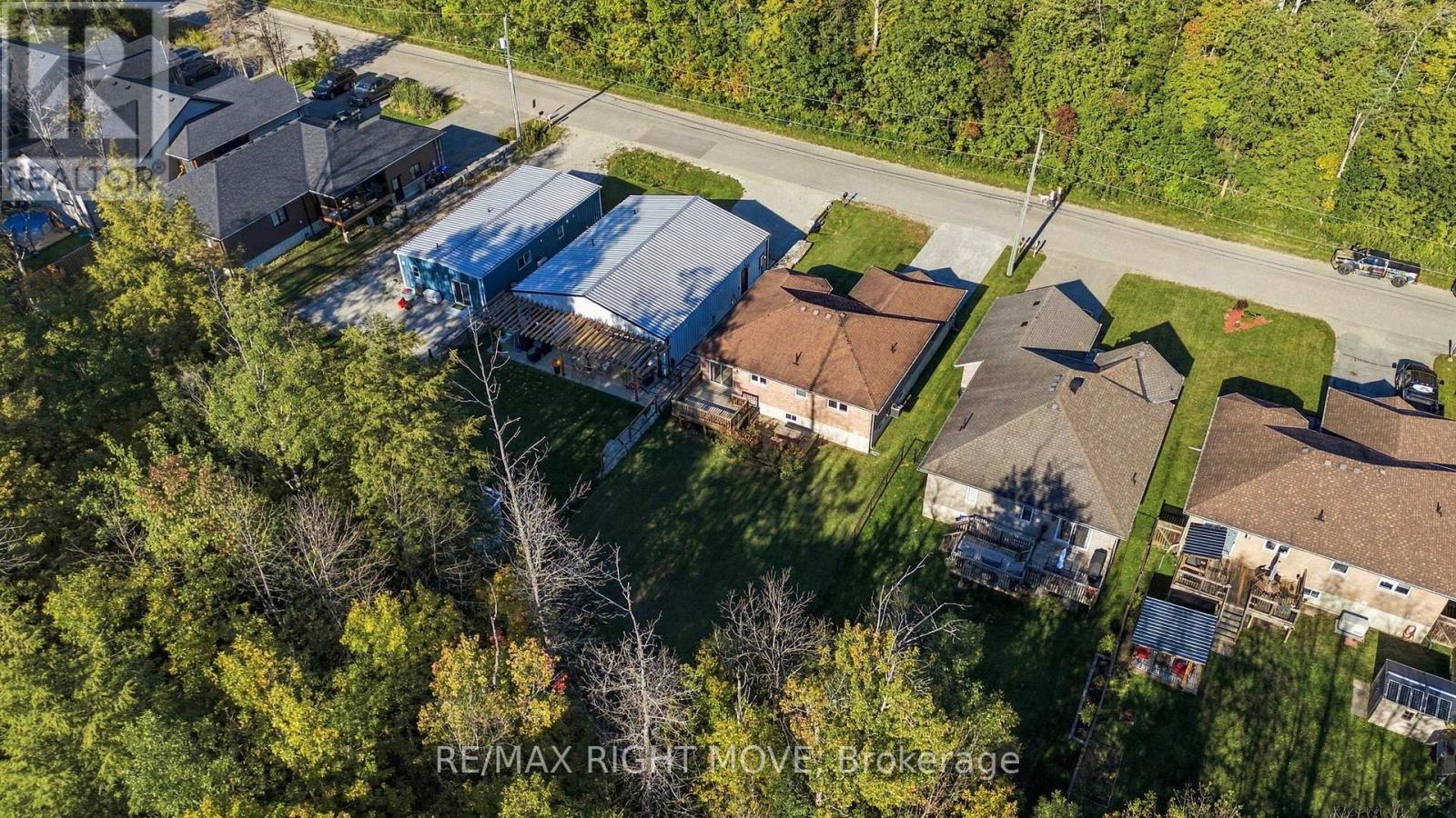 3240 Goldstein Road, Severn (West Shore), Ontario  L0K 2B0 - Photo 37 - S13822234