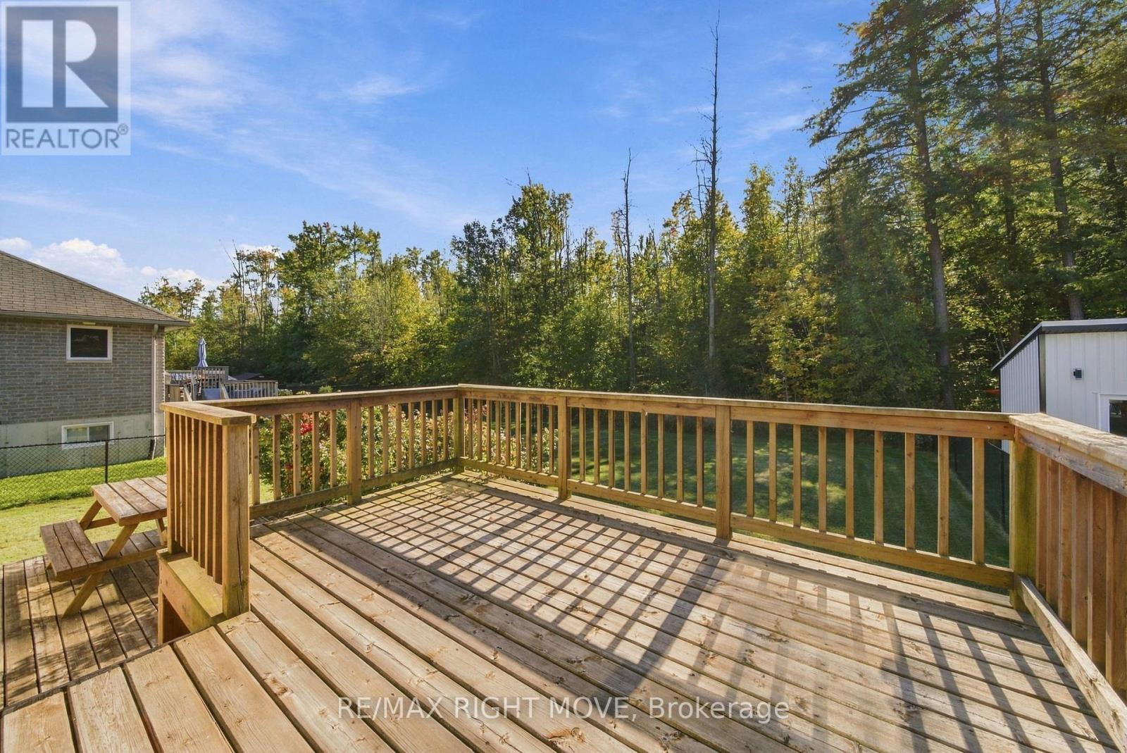 3240 Goldstein Road, Severn (West Shore), Ontario  L0K 2B0 - Photo 38 - S13822234