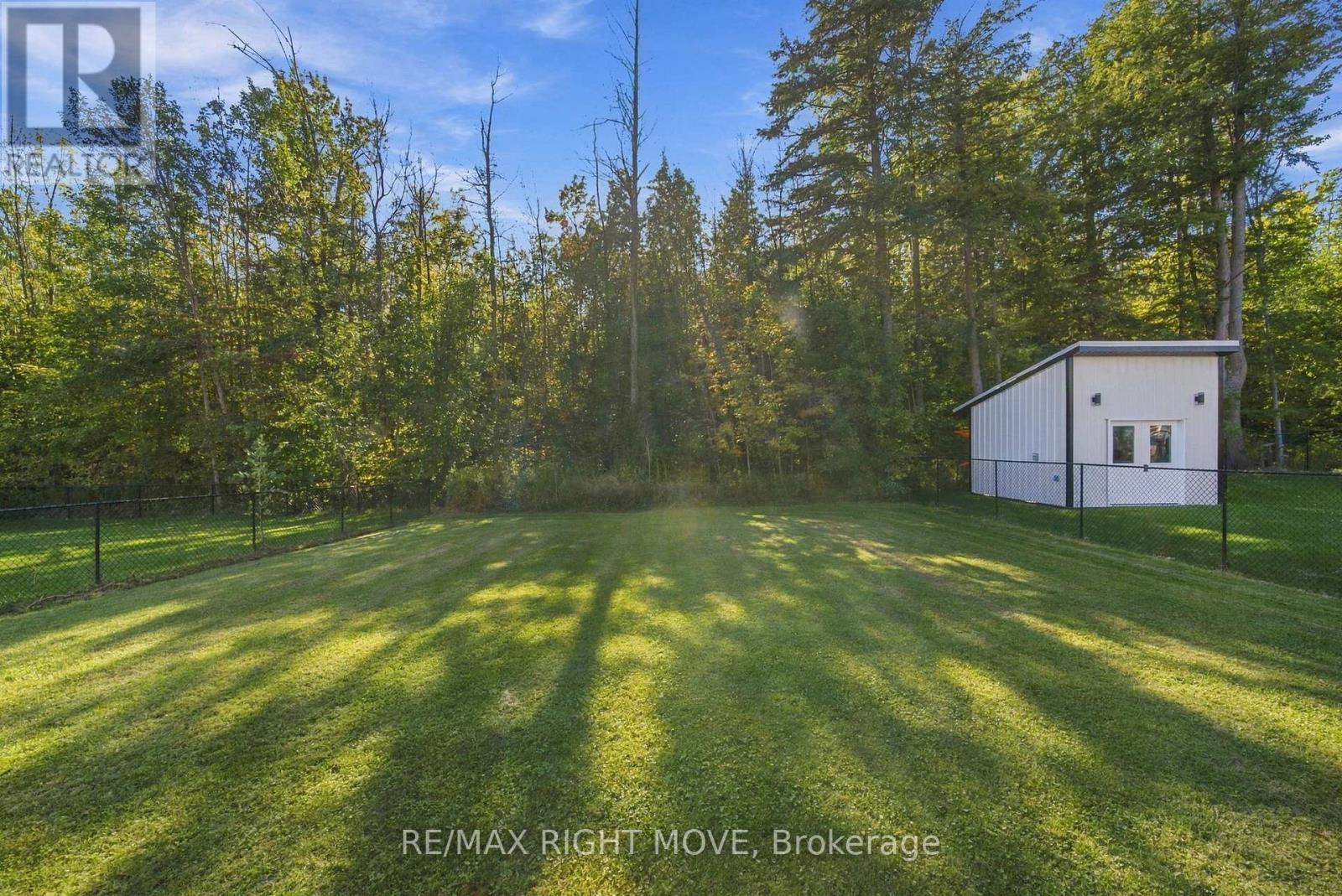 3240 Goldstein Road, Severn (West Shore), Ontario  L0K 2B0 - Photo 41 - S13822234