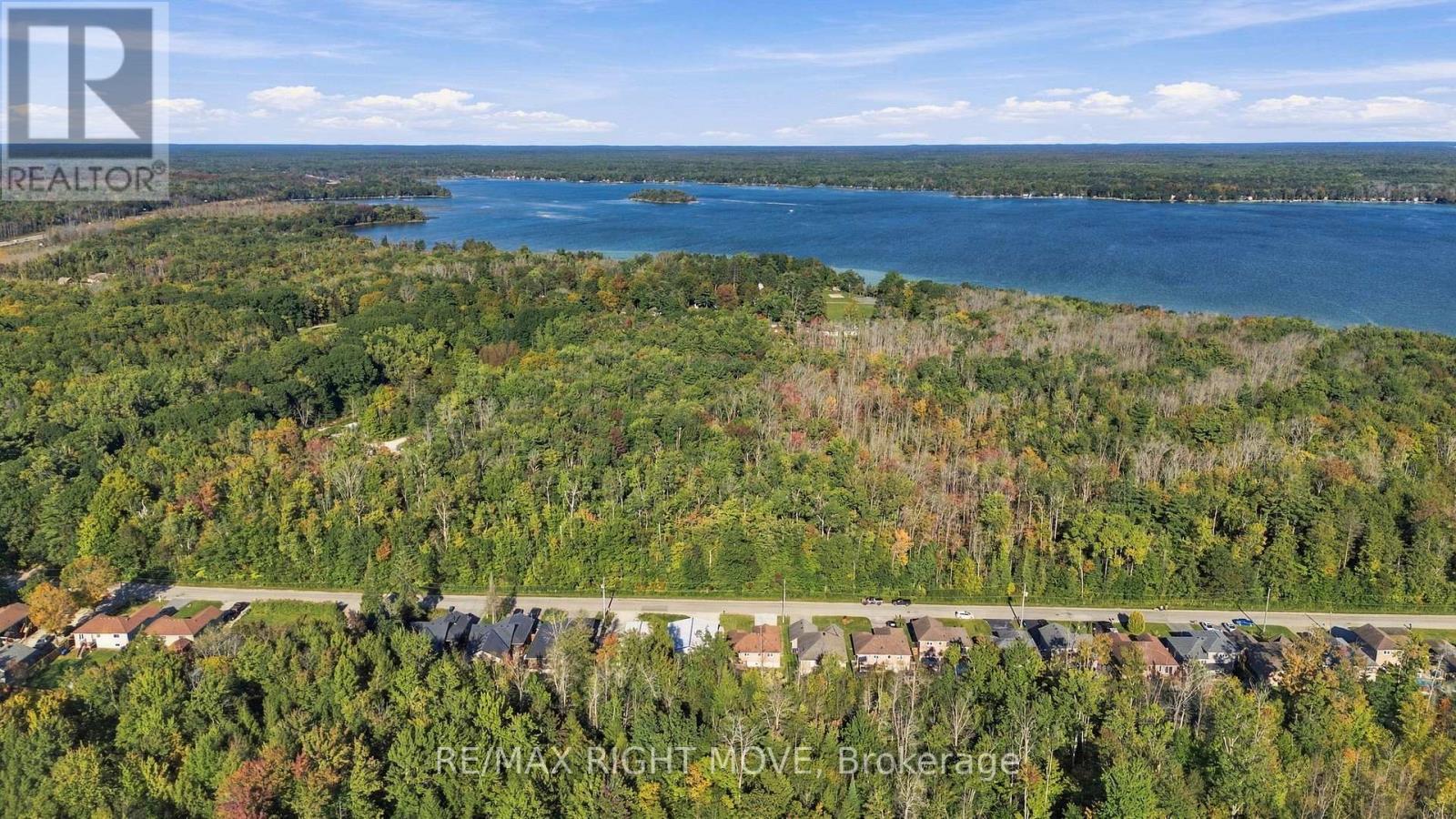 3240 Goldstein Road, Severn (West Shore), Ontario  L0K 2B0 - Photo 43 - S13822234